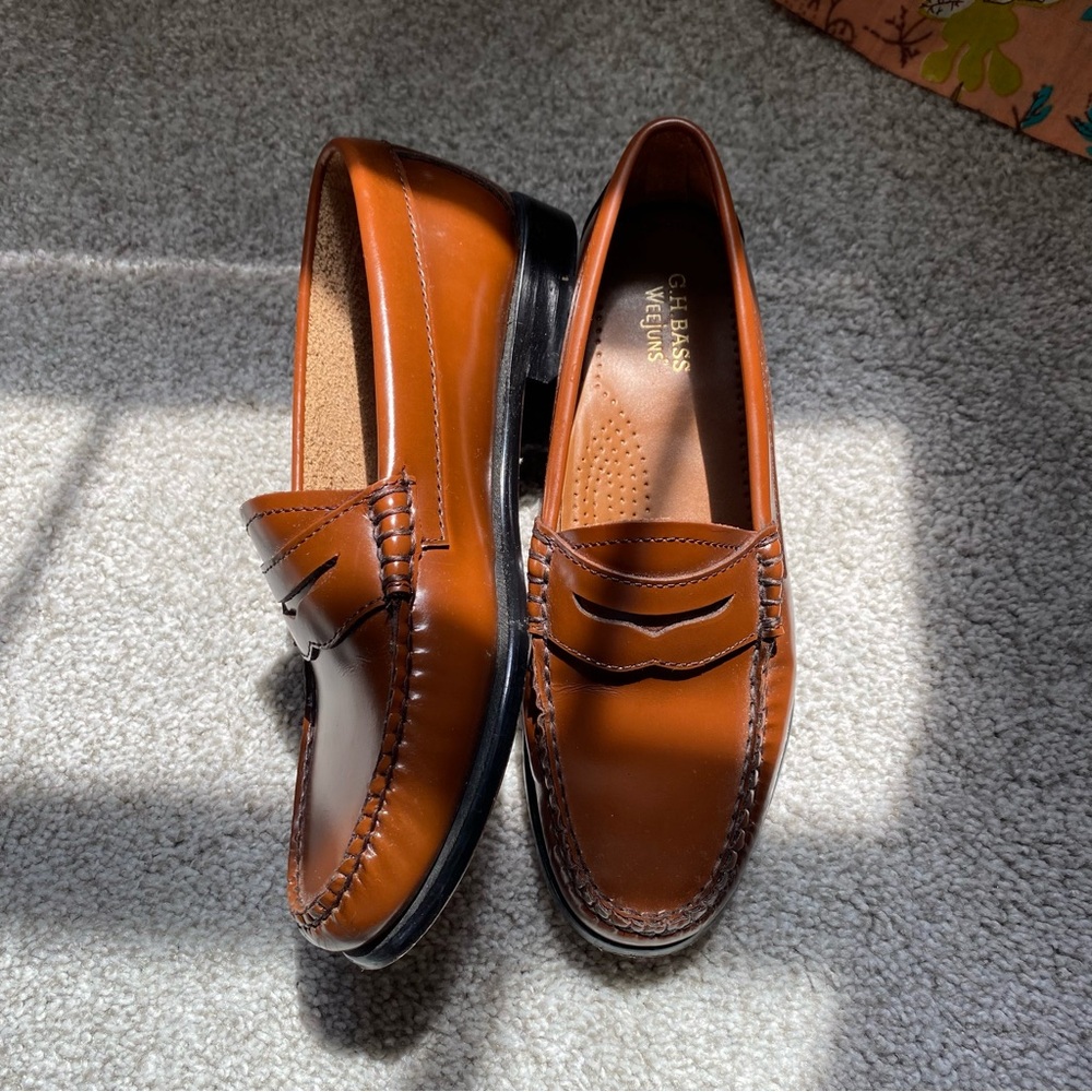 G.H.Bass Weejuns | Whitney size 6M